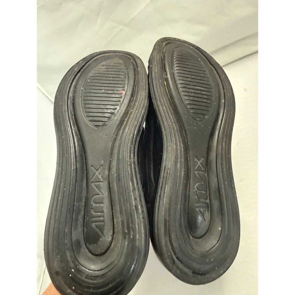 Nike Air Max 720 Triple Black Sneakers Running Shoes Kids Size 7Y AQ3196-001